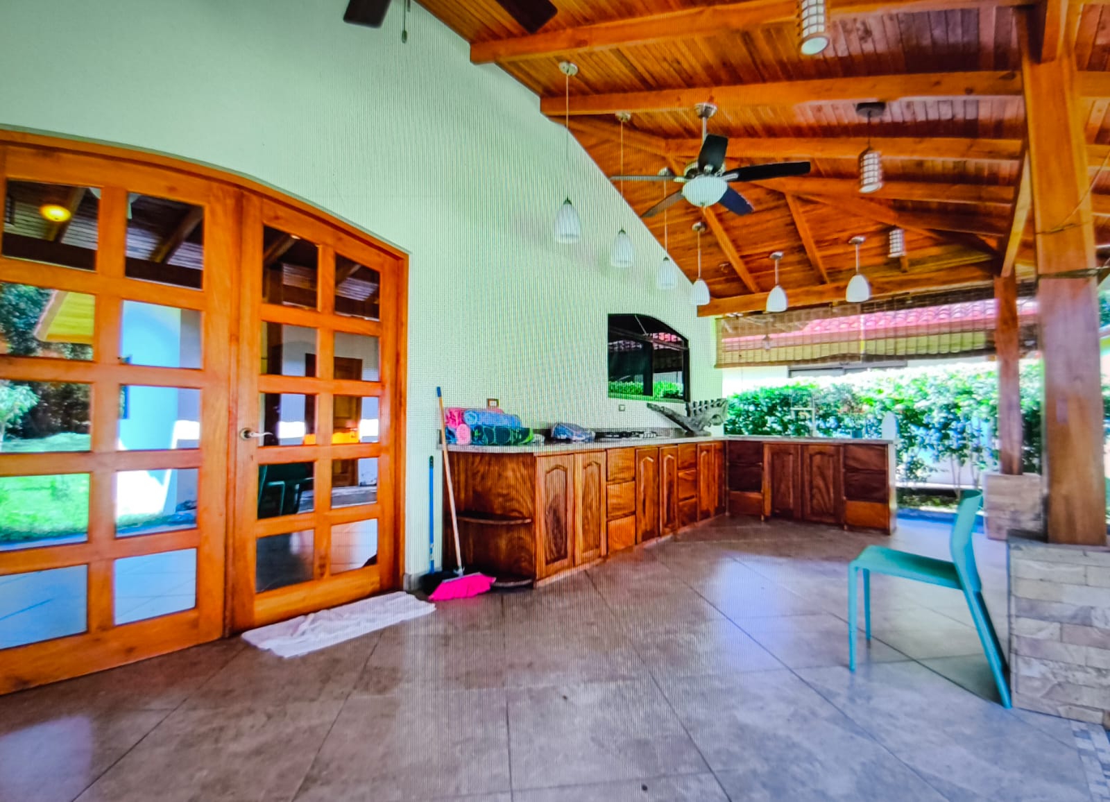 zona de cocina al aire libre villa serenity costa rica