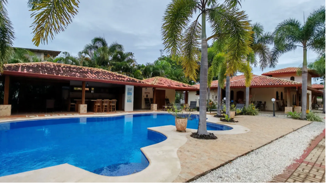 villa samara costa rica avec piscine communautaire et rivière