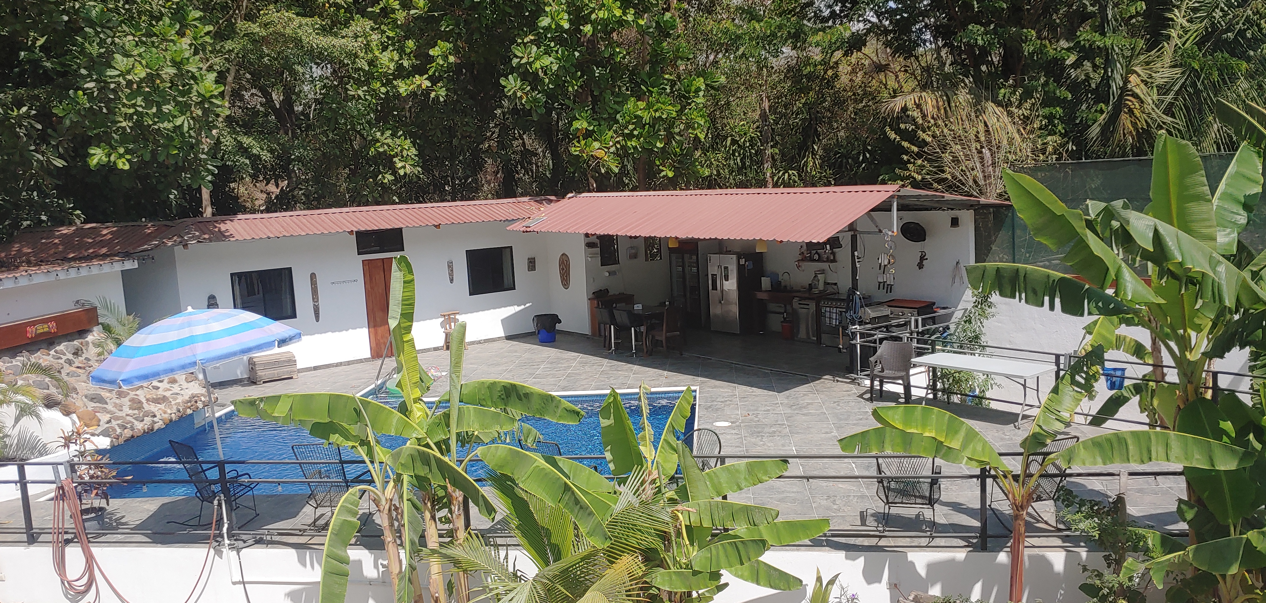 unidades de apartamento exteriores en un paraíso tropical de múltiples unidades samara costa rica