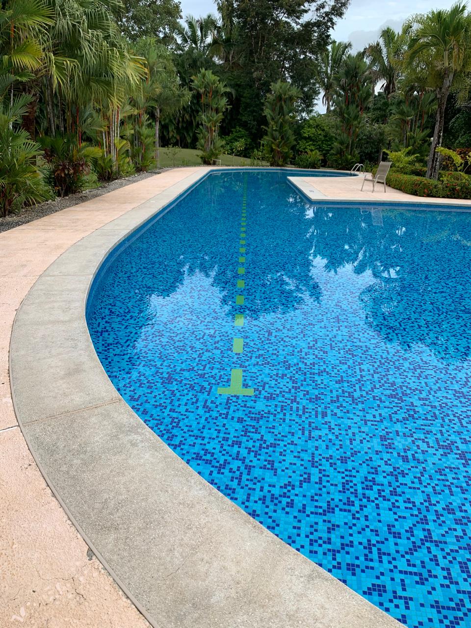 gran piscina comunitaria loma verde carrillo guanacaste costa rica