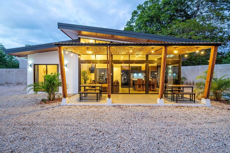 VILLA AURA